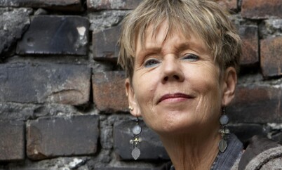 Karin Fossum har med «Hviskeren» skrevet en intens studie av et sinn i oppløsning